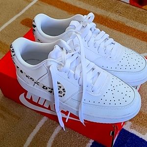 Nike Court Vision Low